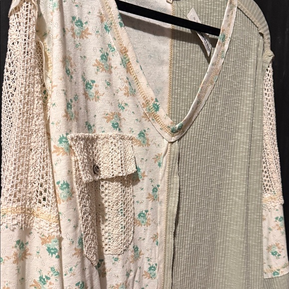 POL Women's Patchwork Blouse - Sage and Cream - Picture 10 of 14